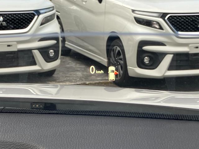 エクリプスクロス Ｇプラスパッケージ　４ＷＤ　ディーゼルターボ　サンルーフ　純正ナビ　アラウンドビュー　パーキングソナー　アダプティブクルーズ　衝突被害軽減ブレーキ（30枚目）