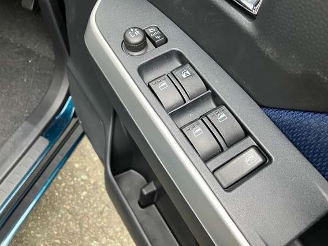 ルーミー カスタムＧ　４ＷＤ　純正ナビ　アラウンドビュー　ＥＴＣ　両側電動スライド　パーキングソナー　衝突被害軽減ブレーキ　オートマチックハイビーム　クルーズコントロール　シートヒーター（15枚目）