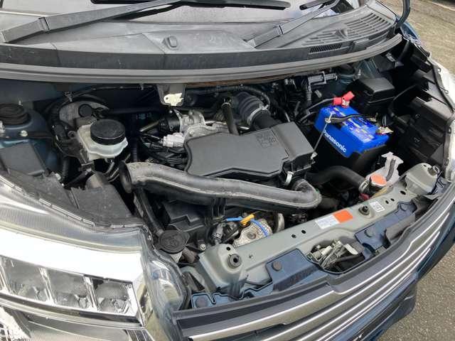 ルーミー カスタムＧ　４ＷＤ　純正ナビ　アラウンドビュー　ＥＴＣ　両側電動スライド　パーキングソナー　衝突被害軽減ブレーキ　オートマチックハイビーム　クルーズコントロール　シートヒーター（19枚目）