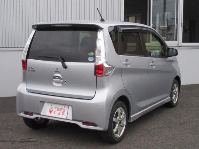 ｅＫカスタム Ｇ　ｅ－アシスト　４ＷＤ　当社整備歴車　純正ナビ　バックカメラ　シートヒーター　スマートキー　衝突被害軽減ブレーキ　ＨＩＤヘッドライト　フォグランプ（2枚目）