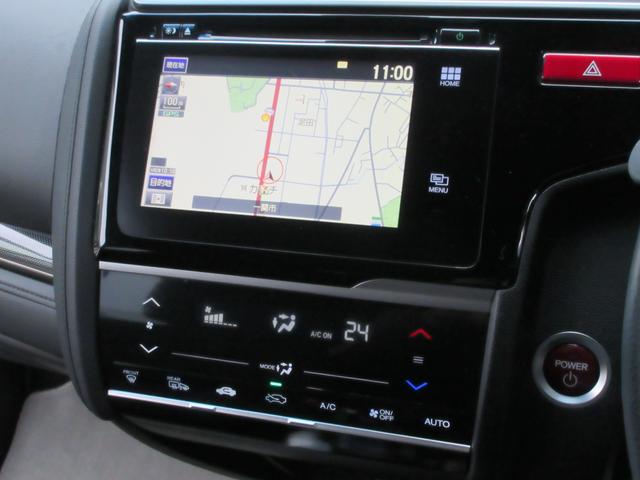 フィットハイブリッド Ｓパッケージ　純正ナビ　バックカメラ　ＥＴＣ　パドルシフト　衝突被害軽減ブレーキ　クルーズコントロール　ＬＥＤヘッドライト　フォグランプ　純正アルミホイール（22枚目）