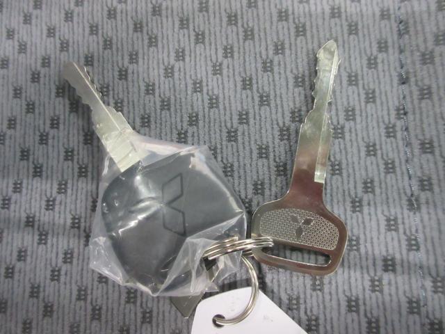 ミニキャブトラック Ｍ　４ＷＤ　パーキングソナー　キーレス　オートライト　パワーウインドウ　１年保証（18枚目）