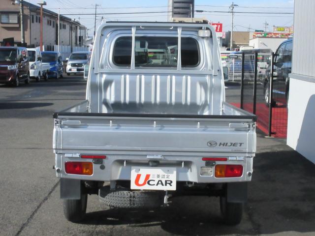 ハイゼットトラック エクストラＳＡＩＩＩｔ　４ＷＤ　５速マニュアル　当社買取車　衝突被害軽減ブレーキ　パーキングソナー　ＬＥＤヘッドライト　フォグランプ　キーレス（8枚目）
