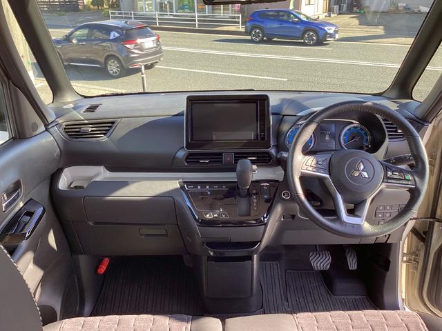 デリカミニ G プレミアム 4WD オリジナル9インチナビ 全方位モニター デジタルルームミラー MIパイロット 両側パワースライドドア 前席シートヒーター 電動パーキング リヤサーキュレーター ステリモ(7枚目)