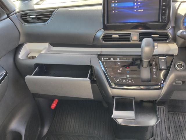 デリカミニ T プレミアム(12枚目)