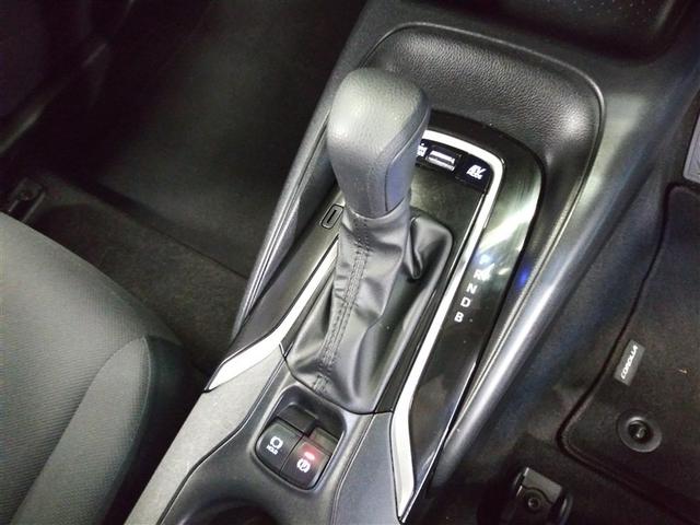 カローラツーリング ハイブリッド　Ｇ－Ｘ　４ＷＤ　寒冷地　衝突被害軽減システム　メモリーナビ　バックカメラ　ＬＥＤヘッドランプ　スマートキー　オートクルーズコントロール　ＥＴＣ　盗難防止装置　キーレス　横滑り防止機能　ハイブリッド（13枚目）