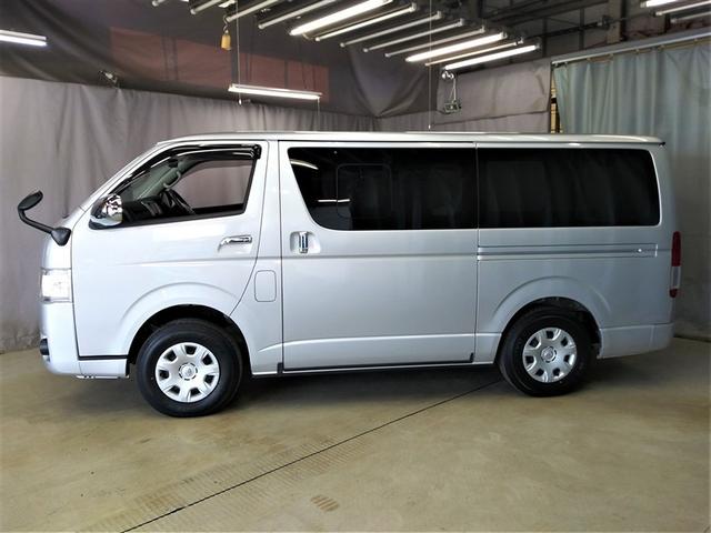 ハイエースバン ロングスーパーGL 4WD 寒冷地 衝突被害軽減システム ディーゼル メモリーナビ バックカメラ ワンセグ ETC 盗難防止装置 キーレス 横滑り防止機能(2枚目)