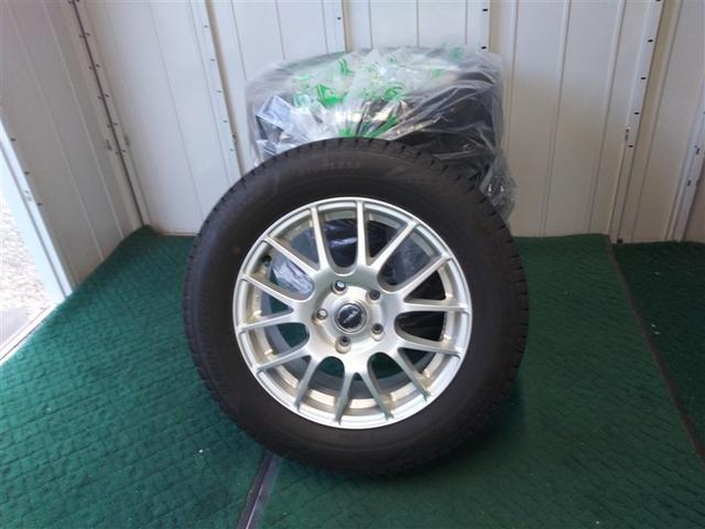 ヴォクシー ジョシュセキリフトアップ　４ＷＤ　寒冷地　衝突被害軽減システム　メモリーナビ　バックカメラ　両側電動スライド　フルセグ　ＬＥＤヘッドランプ　アルミホイール　スマートキー　オートクルーズコントロール　アイドリングストップ　ＥＴＣ（39枚目）