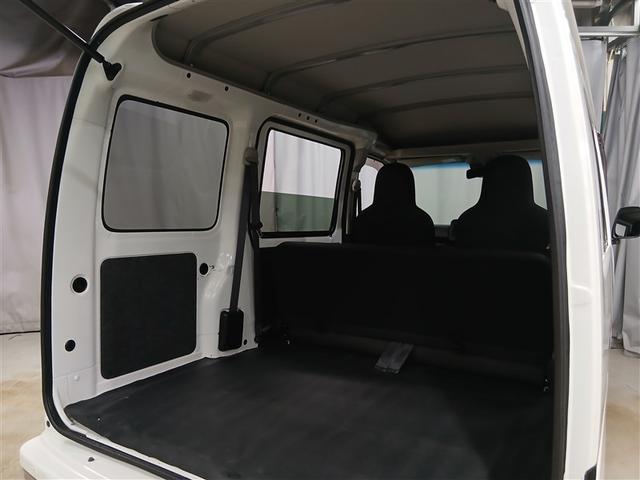 荷物だけでなく、工具や資材なども効率的に収納可能です