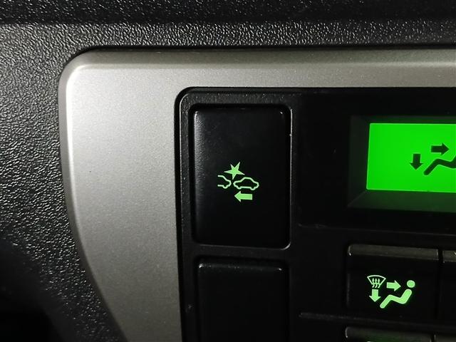 ハイエースバン ロングスーパーGL 4WD 衝突被害軽減システム ディーゼル メモリーナビ バックカメラ フルセグ アルミホイール ETC 盗難防止装置 キーレス 横滑り防止機能(16枚目)