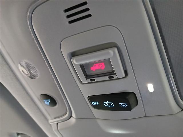 プリウスＰＨＶ Ｓ　衝突被害軽減システム　メモリーナビ　バックカメラ　ＬＥＤヘッドランプ　アルミホイール　スマートキー　オートクルーズコントロール　ＥＴＣ　盗難防止装置　キーレス　横滑り防止機能　ハイブリッド（25枚目）