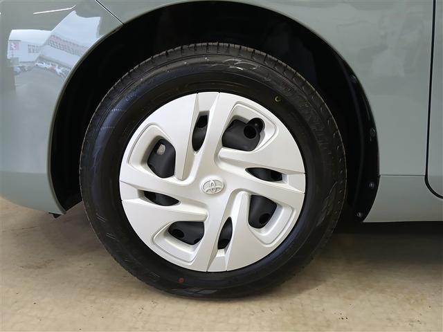 アクア Ｘ　４ＷＤ　寒冷地　衝突被害軽減システム　メモリーナビ　バックカメラ　ＬＥＤヘッドランプ　スマートキー　オートクルーズコントロール　ＥＴＣ　盗難防止装置　キーレス　横滑り防止機能　ハイブリッド（6枚目）