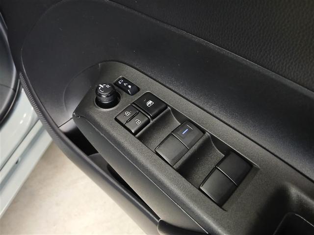 アクア Ｘ　４ＷＤ　寒冷地　衝突被害軽減システム　メモリーナビ　バックカメラ　ＬＥＤヘッドランプ　スマートキー　オートクルーズコントロール　ＥＴＣ　盗難防止装置　キーレス　横滑り防止機能　ハイブリッド（29枚目）