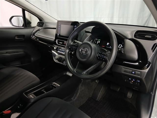 アクア Ｘ　４ＷＤ　寒冷地　衝突被害軽減システム　メモリーナビ　バックカメラ　ＬＥＤヘッドランプ　スマートキー　オートクルーズコントロール　ＥＴＣ　盗難防止装置　キーレス　横滑り防止機能　ハイブリッド（30枚目）