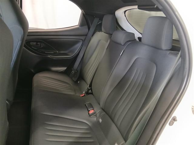 ヤリス ハイブリッドＸ　４ＷＤ　寒冷地　衝突被害軽減システム　メモリーナビ　バックカメラ　スマートキー　オートクルーズコントロール　ＥＴＣ　盗難防止装置　キーレス　横滑り防止機能　ハイブリッド（32枚目）