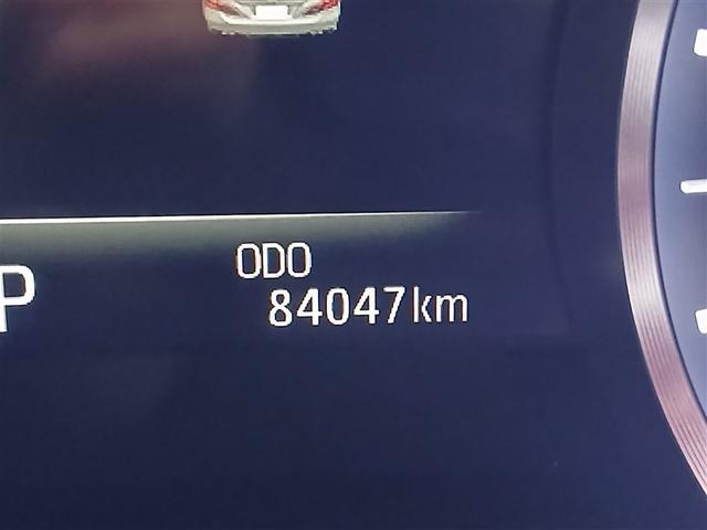 クラウンハイブリッド ＲＳアドバンス　Ｆｏｕｒ　４ＷＤ　寒冷地　衝突被害軽減システム　メモリーナビ　バックカメラ　フルセグ　ＬＥＤヘッドランプ　フルエアロ　アルミホイール　スマートキー　オートクルーズコントロール　ＥＴＣ　盗難防止装置　電動シート（12枚目）