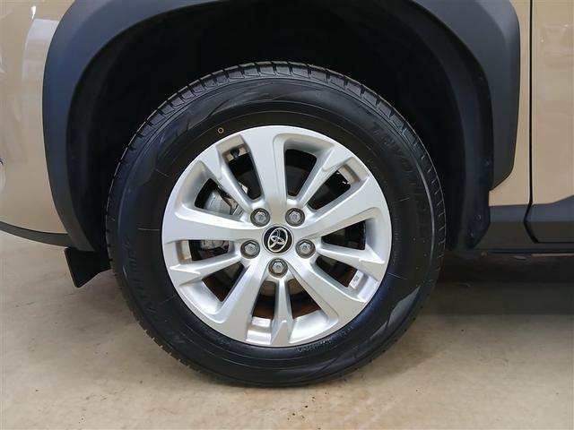 ヤリスクロス ハイブリッドＧ　寒冷地　衝突被害軽減システム　バックカメラ　フルセグ　ＬＥＤヘッドランプ　アルミホイール　スマートキー　オートクルーズコントロール　ＥＴＣ　盗難防止装置　キーレス　横滑り防止機能　ワンオーナー（6枚目）