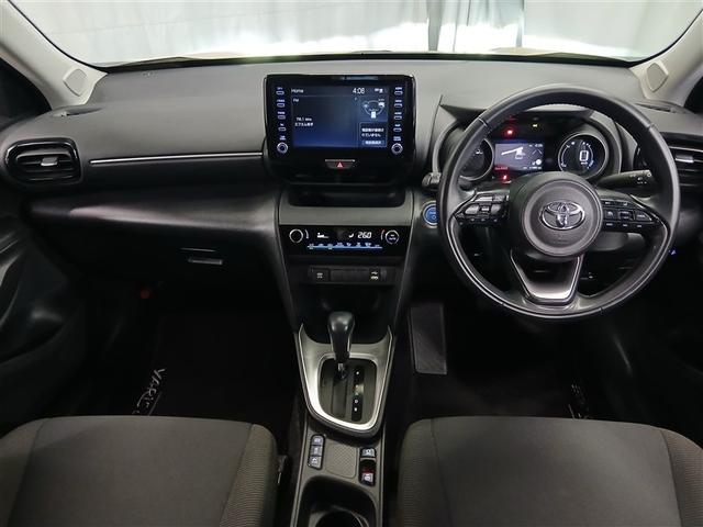 ヤリスクロス ハイブリッドＧ　寒冷地　衝突被害軽減システム　バックカメラ　フルセグ　ＬＥＤヘッドランプ　アルミホイール　スマートキー　オートクルーズコントロール　ＥＴＣ　盗難防止装置　キーレス　横滑り防止機能　ワンオーナー（9枚目）