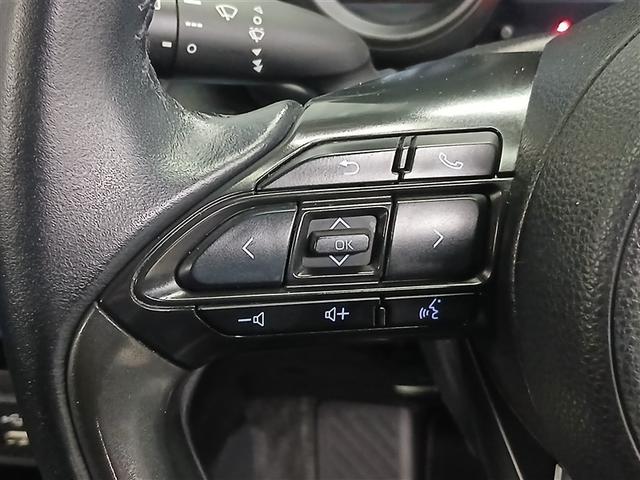 ヤリスクロス ハイブリッドＧ　寒冷地　衝突被害軽減システム　バックカメラ　フルセグ　ＬＥＤヘッドランプ　アルミホイール　スマートキー　オートクルーズコントロール　ＥＴＣ　盗難防止装置　キーレス　横滑り防止機能　ワンオーナー（17枚目）