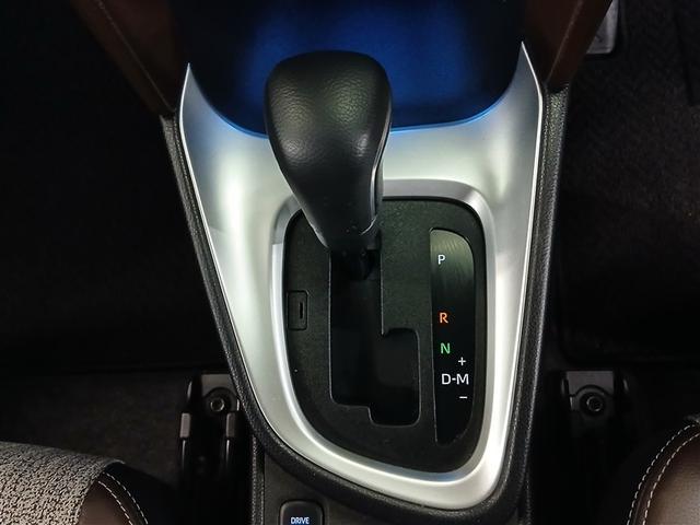 ヤリスクロス Ｚ　４ＷＤ　寒冷地　衝突被害軽減システム　メモリーナビ　バックカメラ　ＬＥＤヘッドランプ　アルミホイール　スマートキー　オートクルーズコントロール　ＥＴＣ　盗難防止装置　電動シート　キーレス　ワンオーナー（13枚目）