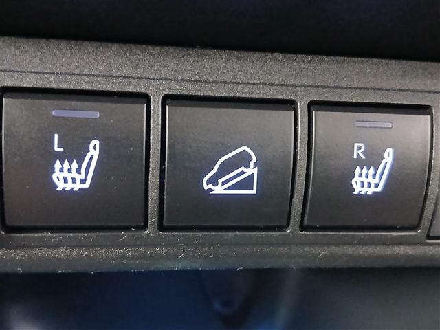 ヤリスクロス Ｚ　４ＷＤ　寒冷地　衝突被害軽減システム　メモリーナビ　バックカメラ　ＬＥＤヘッドランプ　アルミホイール　スマートキー　オートクルーズコントロール　ＥＴＣ　盗難防止装置　電動シート　キーレス　ワンオーナー（16枚目）