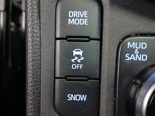 ヤリスクロス Ｚ　４ＷＤ　寒冷地　衝突被害軽減システム　メモリーナビ　バックカメラ　ＬＥＤヘッドランプ　アルミホイール　スマートキー　オートクルーズコントロール　ＥＴＣ　盗難防止装置　電動シート　キーレス　ワンオーナー（17枚目）