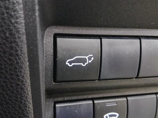 ヤリスクロス Ｚ　４ＷＤ　寒冷地　衝突被害軽減システム　メモリーナビ　バックカメラ　ＬＥＤヘッドランプ　アルミホイール　スマートキー　オートクルーズコントロール　ＥＴＣ　盗難防止装置　電動シート　キーレス　ワンオーナー（25枚目）