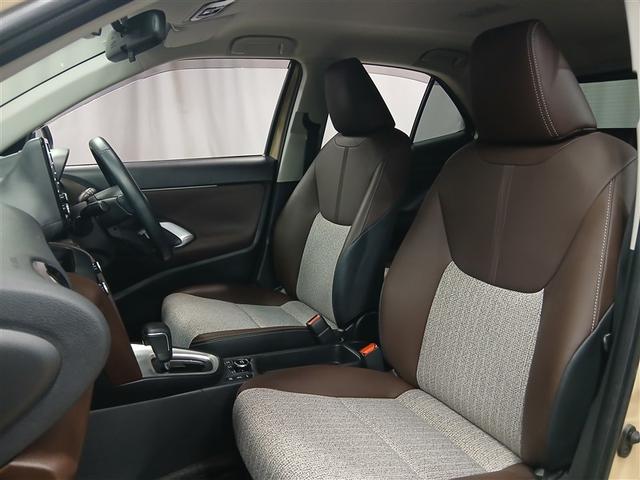 ヤリスクロス Ｚ　４ＷＤ　寒冷地　衝突被害軽減システム　メモリーナビ　バックカメラ　ＬＥＤヘッドランプ　アルミホイール　スマートキー　オートクルーズコントロール　ＥＴＣ　盗難防止装置　電動シート　キーレス　ワンオーナー（31枚目）