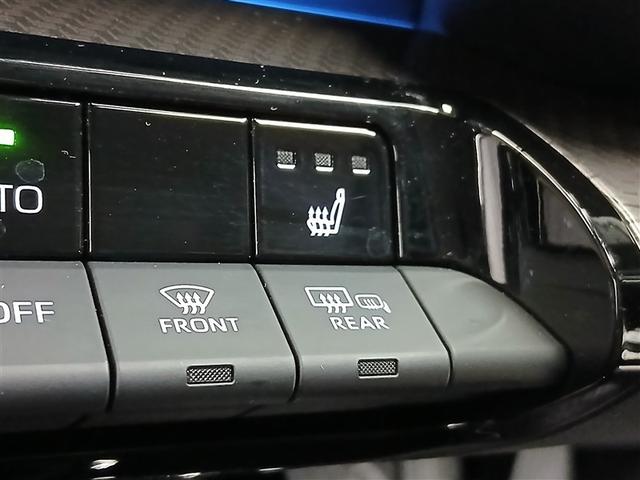 プリウス Ｇ　４ＷＤ　寒冷地　衝突被害軽減システム　バックカメラ　フルセグ　ＬＥＤヘッドランプ　アルミホイール　スマートキー　オートクルーズコントロール　ＥＴＣ　盗難防止装置　キーレス　横滑り防止機能　ハイブリッド（16枚目）