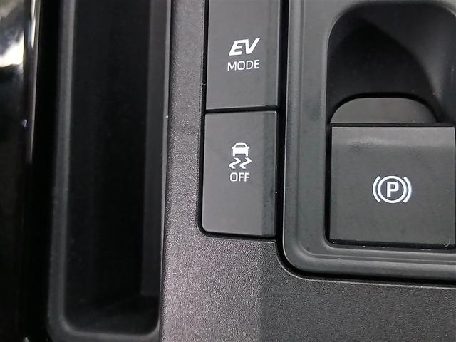 プリウス Ｇ　４ＷＤ　寒冷地　衝突被害軽減システム　バックカメラ　フルセグ　ＬＥＤヘッドランプ　アルミホイール　スマートキー　オートクルーズコントロール　ＥＴＣ　盗難防止装置　キーレス　横滑り防止機能　ハイブリッド（17枚目）