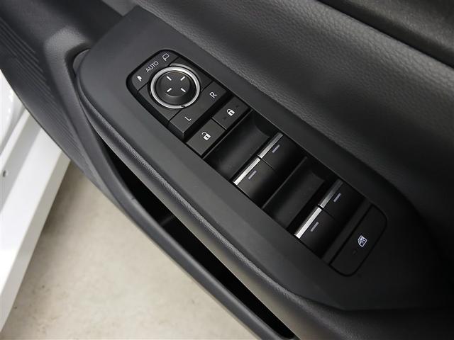 プリウス Ｇ　４ＷＤ　寒冷地　衝突被害軽減システム　バックカメラ　フルセグ　ＬＥＤヘッドランプ　アルミホイール　スマートキー　オートクルーズコントロール　ＥＴＣ　盗難防止装置　キーレス　横滑り防止機能　ハイブリッド（30枚目）