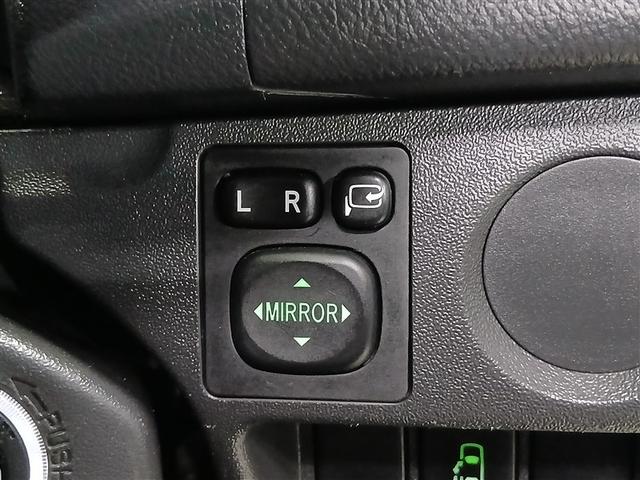 ハイエースワゴン グランドキャビン　４ＷＤ　メモリーナビ　バックカメラ　電動スライドドア　フルセグ　アルミホイール　オートクルーズコントロール　ＥＴＣ　盗難防止装置　キーレス　３列シート　フルフラットシート　乗車定員１０人（21枚目）