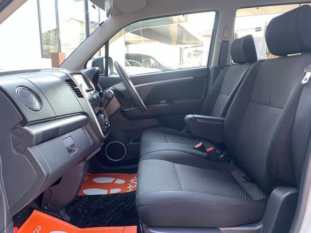 ワゴンＲスティングレー Ｔ　ターボ　ナビ＆地デジ　プッシュスタート＆スマートキー　キセノンライト＆Ｆフォグ　オートライト　ＥＴＣ　オートエアコン　純正１４インチＡＷ（24枚目）