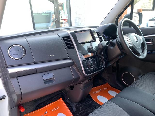 ワゴンＲスティングレー Ｔ　ターボ　ナビ＆地デジ　プッシュスタート＆スマートキー　キセノンライト＆Ｆフォグ　オートライト　ＥＴＣ　オートエアコン　純正１４インチＡＷ（25枚目）