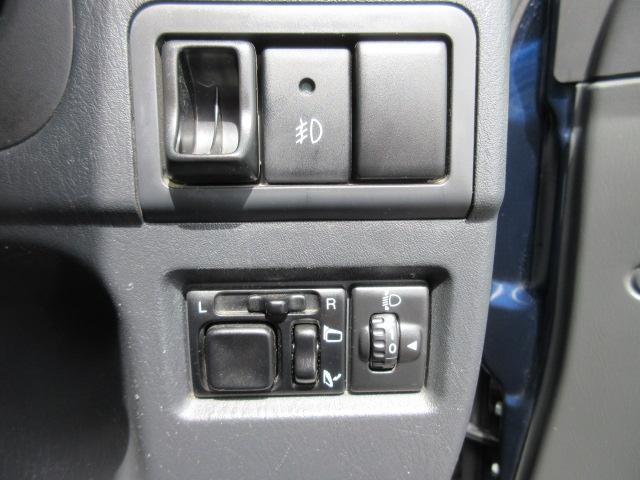 XC 8型 マニュアルターボ フォグ ルーフレール キーレス 8型 5F 4WD 記録簿 ターボ 背面タイヤ ETC 純正16AW キーレス 電格ミラー Tチェーン式(27枚目)