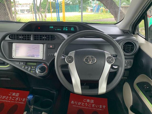 アクア Ｓ　スマートエントリーＰＫＧ　禁煙車　走行５万キロ台　純正ナビ＆地デジ＆バックカメラ　プッシュスタート＆スマートキー　ＥＴＣ　ステアリングスイッチ（22枚目）