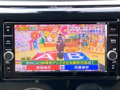 ����¾Ź�Ȥ������㤦�ס��٥꡼�������Ǥϥإåɥ饤�Ȥβ��Фߤ����ߤΥإåɥ饤�Ȥ��᤭�夲�Ƥ���Τ�ɽ�̤Τ����ߤ򤷤ä����������ե�å��夷�Ƥ���ޤ��� 4