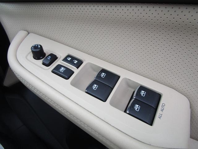 レガシィアウトバック ベースグレード　４ＷＤ　ナビＴＶ　Ｂカメラ　クルーズコントロール　レザーシート　ＥＴＣ　全席シートヒーター　Ｐスタート　衝突被害軽減システム　レーンキープアシスト　アイドリングストップ　横滑り防止装置　リアフォグ（29枚目）
