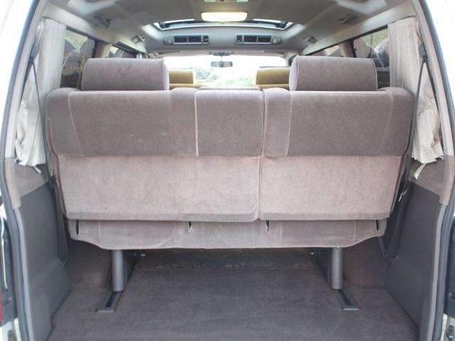 ハイエースワゴン スーパーカスタムリミテッド　トリプルサンルーフ　コンビハンドル　回転シート　運転席パワーシート　　ＥＴＣ　７人乗り　電動カーテン　フルフラット　点検記録簿あり　１５インチ純正アルミ　１００Ｖ　リアエアコン　リアヒーター（32枚目）