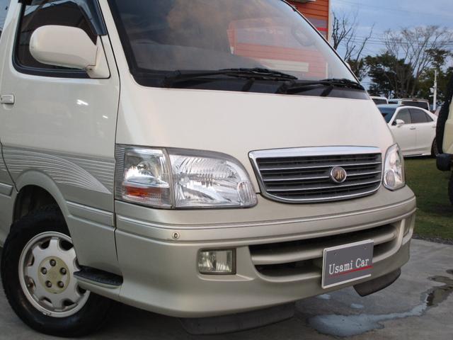 ハイエースワゴン スーパーカスタムリミテッド　トリプルサンルーフ　コンビハンドル　回転シート　運転席パワーシート　　ＥＴＣ　７人乗り　電動カーテン　フルフラット　点検記録簿あり　１５インチ純正アルミ　１００Ｖ　リアエアコン　リアヒーター（51枚目）