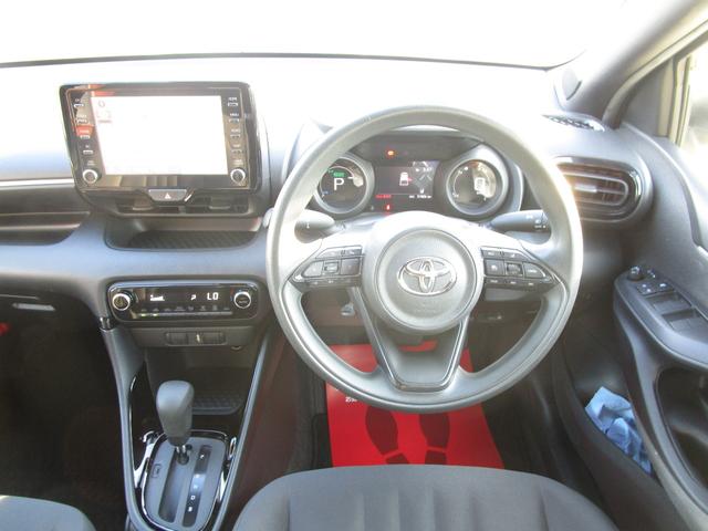ヤリス ハイブリッドＧ　純正ナビ　Ｂｌｕｅｔｏｏｔｈ　バックカメラ　ドライブレコーダープッシュスタート　クルーズコントロール　ＥＴＣ２．０　レーンキープアシスト　衝突被害軽減システム　コーナーセンサー（8枚目）