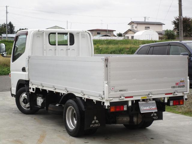 キャンター 全低床　２Ｔ平ボディ　５ＭＴ　１４０６９キロ　ＥＴＣ　スペアキー付き　ＡＢＳ　車両総重量４３０５Ｋｇ（4枚目）