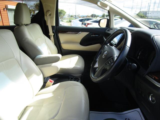 アルファード ２．５Ｘ　ワンオーナー　８人乗り　寒冷地仕様　両側パワースライドドア　社外アルミ　ナビＴＶ　バックカメラ　フリップダウンモニター　ＥＴＣ　スマートキー　エンジンスターター付き（10枚目）