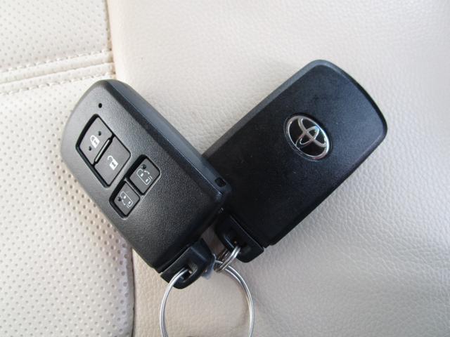 アルファード ２．５Ｘ　ワンオーナー　８人乗り　寒冷地仕様　両側パワースライドドア　社外アルミ　ナビＴＶ　バックカメラ　フリップダウンモニター　ＥＴＣ　スマートキー　エンジンスターター付き（48枚目）