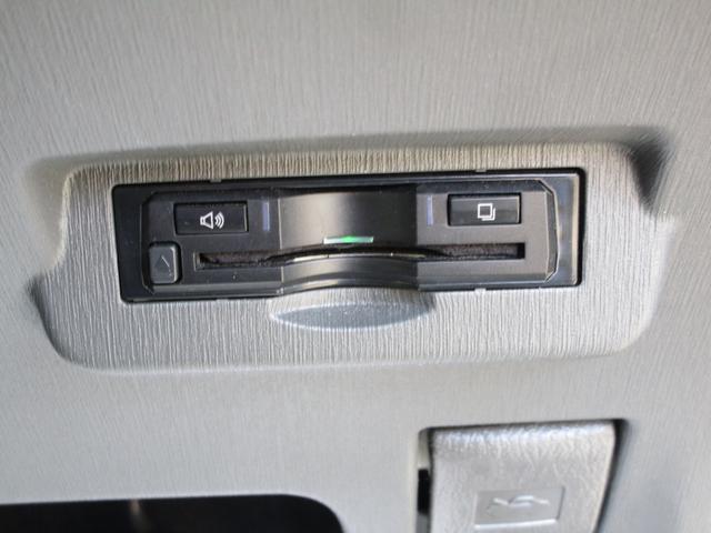 プリウスアルファ Ｇ　チューン　ブラック　モデリスタエアロ　モデリスタマフラー　アルパイン９インチナビ　バックカメラ　社外アルミ　クルーズコントロール　ＥＴＣ　プッシュスタート　スマートキー（17枚目）