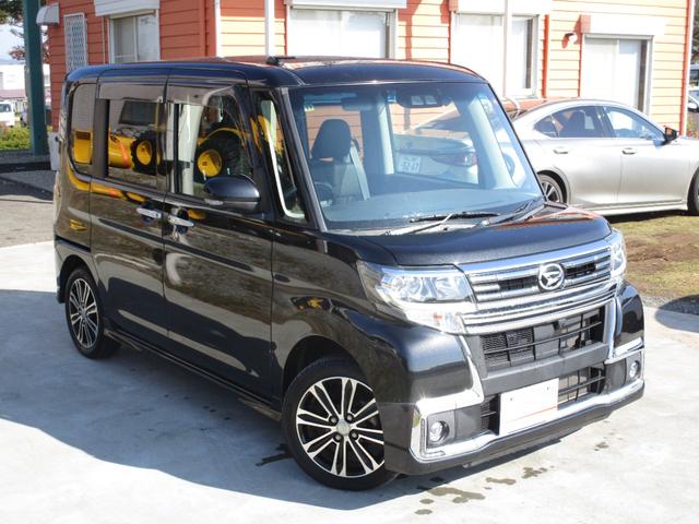 タント カスタムＲＳ　トップエディションＳＡＩＩＩ　スマートアシスト　両側パワースライドドア　シートヒーター　アイドリングストップ　ナビＴＶ　全方位カメラ　ＥＴＣ　ドライブレコーダー　スマートキー（3枚目）