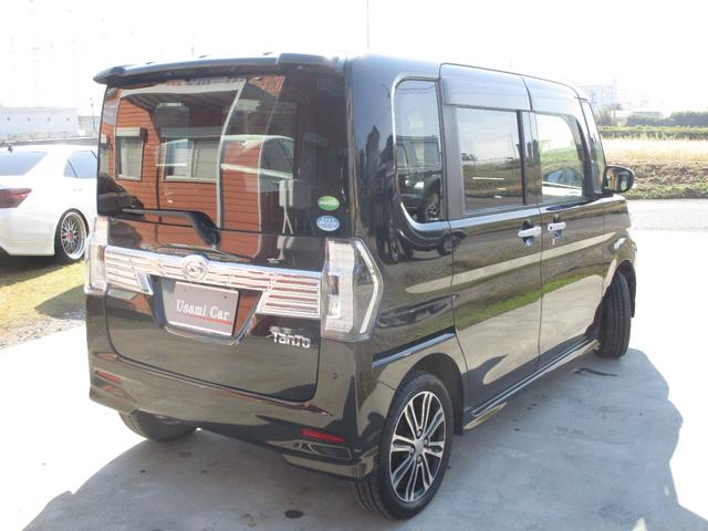 タント カスタムＲＳ　トップエディションＳＡＩＩＩ　スマートアシスト　両側パワースライドドア　シートヒーター　アイドリングストップ　ナビＴＶ　全方位カメラ　ＥＴＣ　ドライブレコーダー　スマートキー（4枚目）