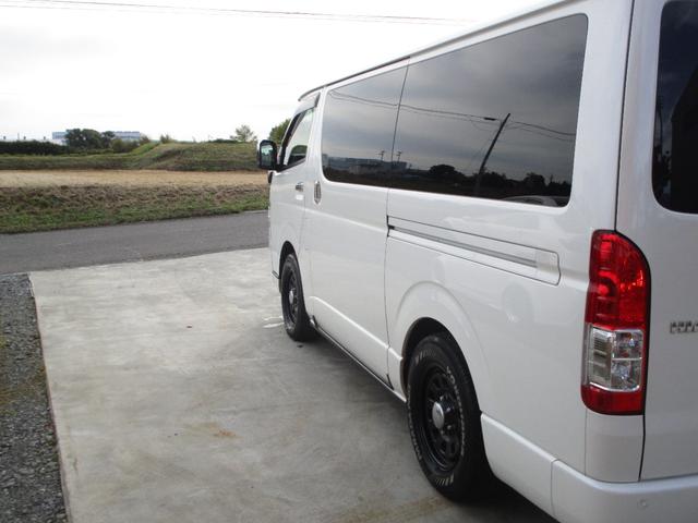 ハイエースバン スーパーGL ダークプライムII 1オーナー 4WD ディーゼル ベッドキット 10インチナビTV 全方位カメラ トヨタセーフティセンス 両側パワスラ デジタルインナーミラー 後席プライベートモニター レーダー探知機 ドラレコ ETC(76枚目)