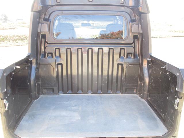 ハイゼットカーゴ デッキバンＧ　５ＭＴ　エアコン　パワーウィンドウ　１４インチ社外アルミ　ドアバイザー（21枚目）