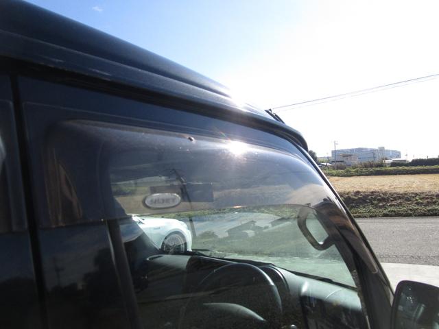 ハイゼットカーゴ デッキバンＧ　５ＭＴ　エアコン　パワーウィンドウ　１４インチ社外アルミ　ドアバイザー（32枚目）